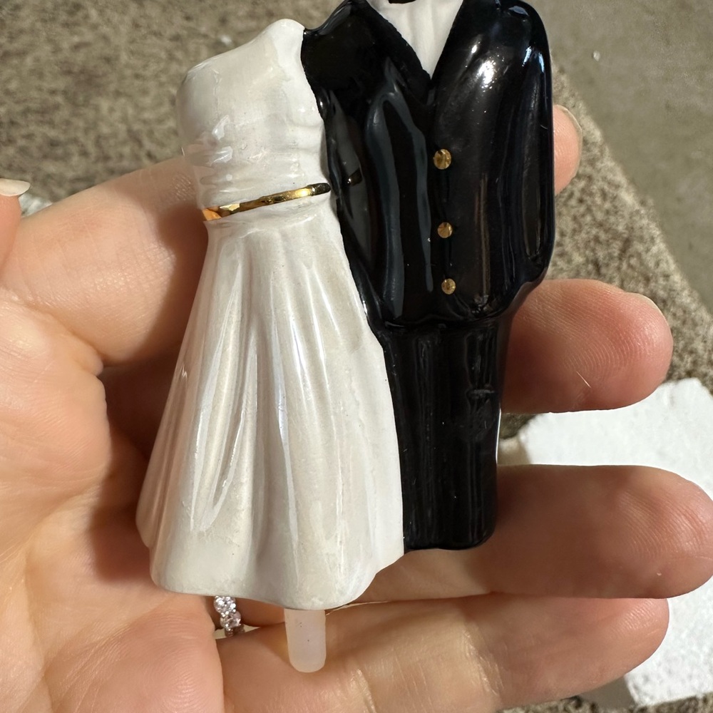 Nora Fleming Black and White Dress Accessory - Picture 3 of 4